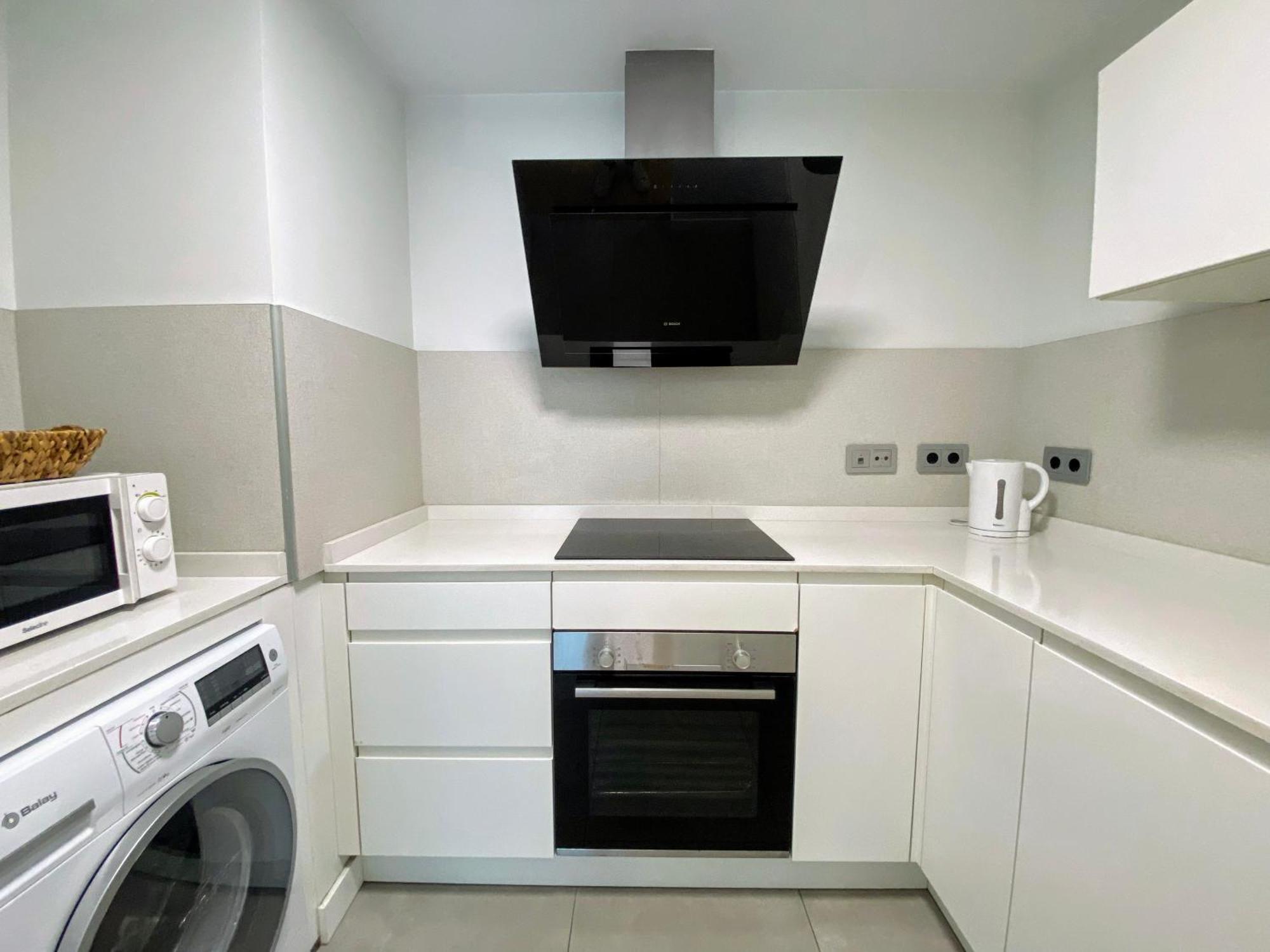 A48d Luxury By Wave Apartment *